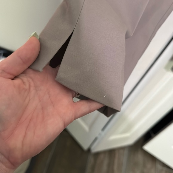 Chico's Gray Ankle-Length Cropped Pants - Picture 2 of 8